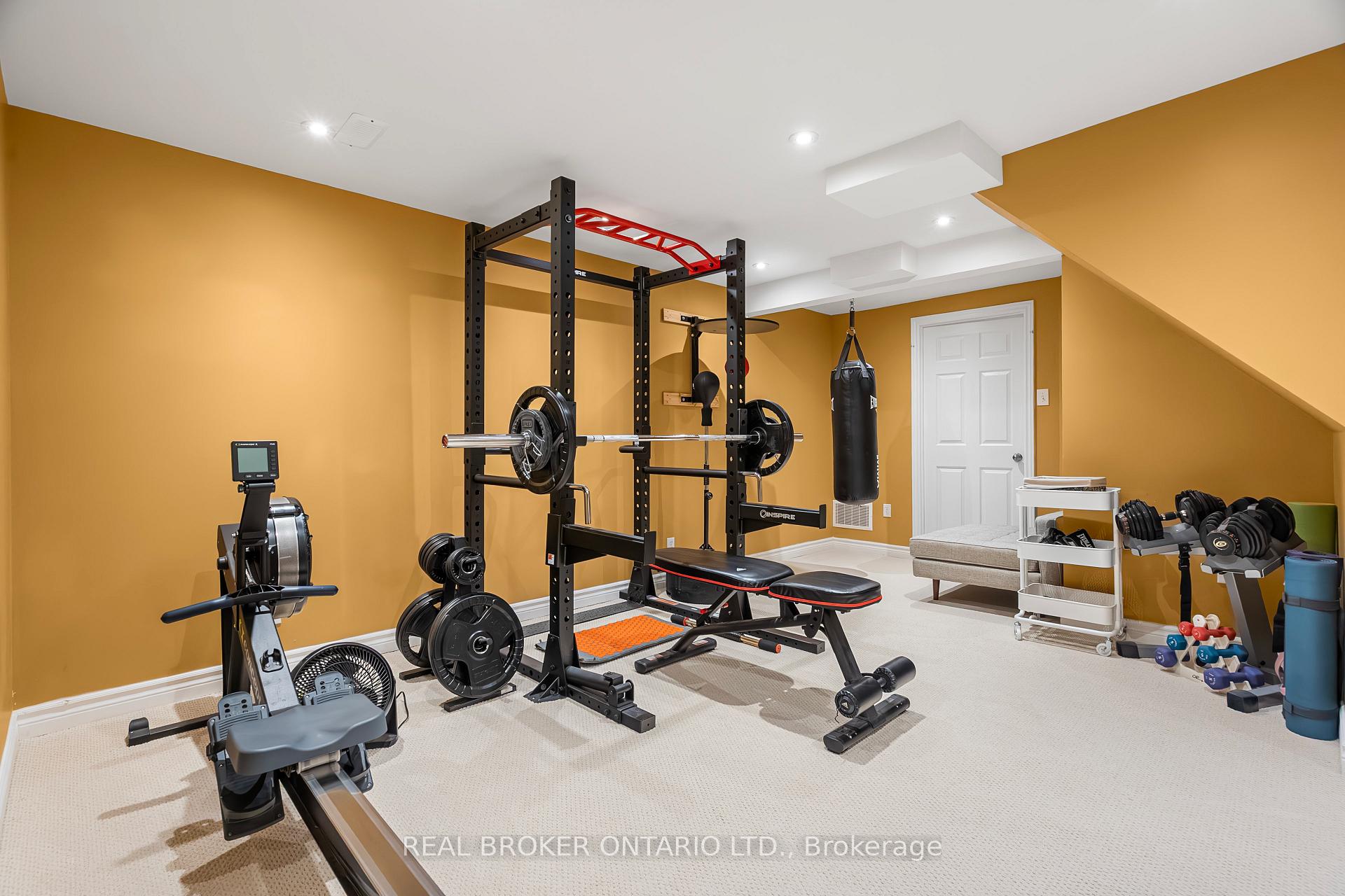 Photo 38 of 16 Langholm Crescent, Ottawa, Barrhaven - Pheasant Run — HOMEH