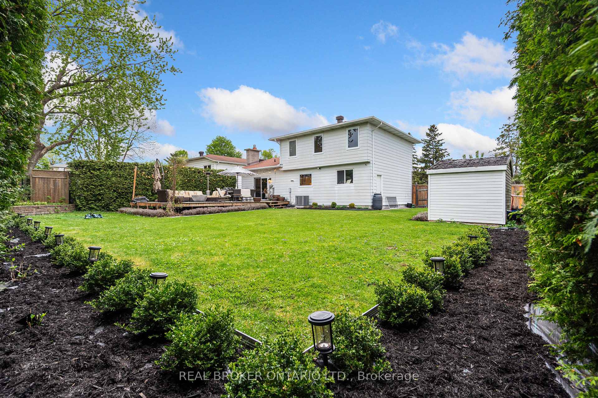 Photo 43 of 16 Langholm Crescent, Ottawa, Barrhaven - Pheasant Run — HOMEH