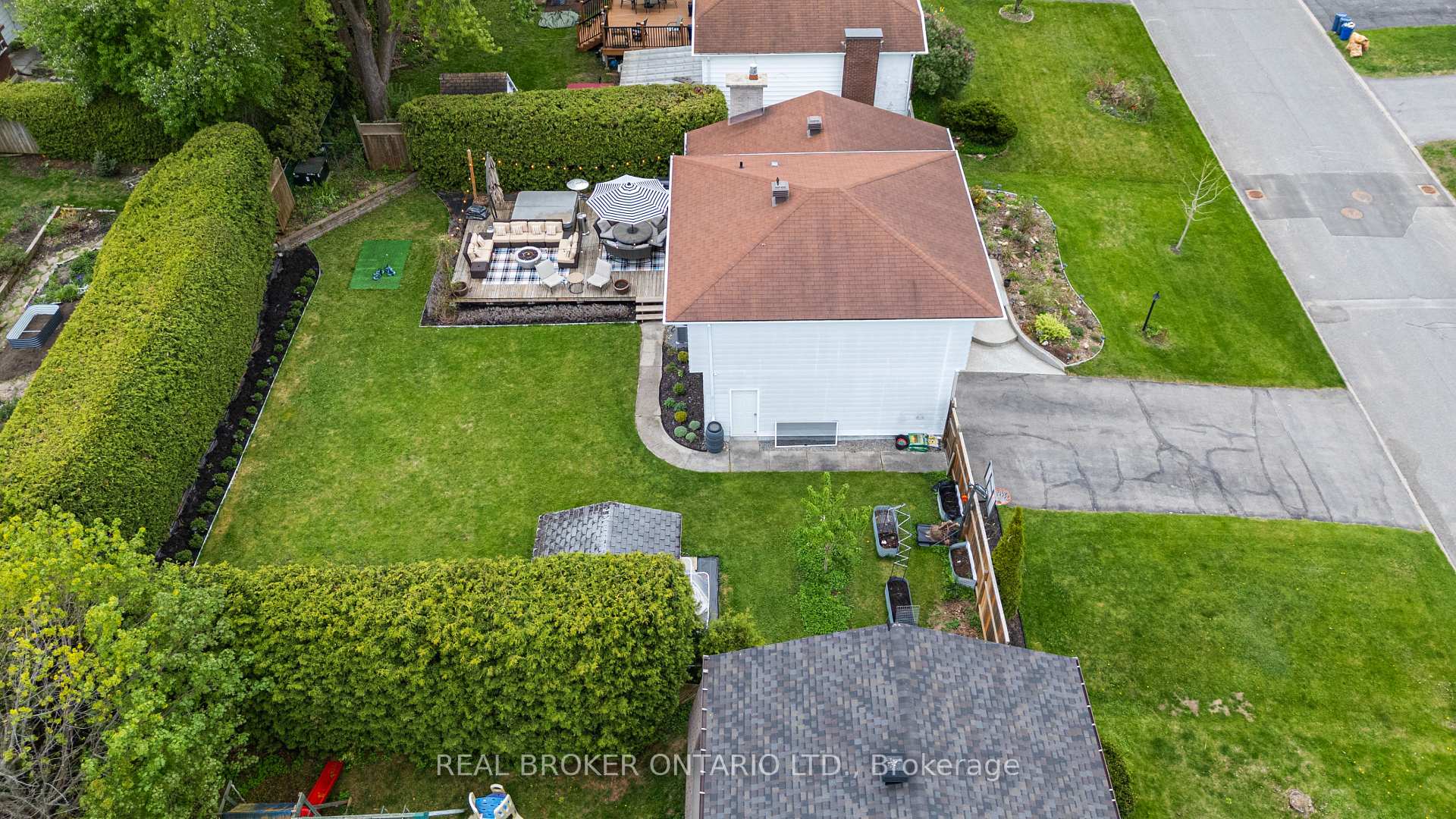 Photo 47 of 16 Langholm Crescent, Ottawa, Barrhaven - Pheasant Run — HOMEH