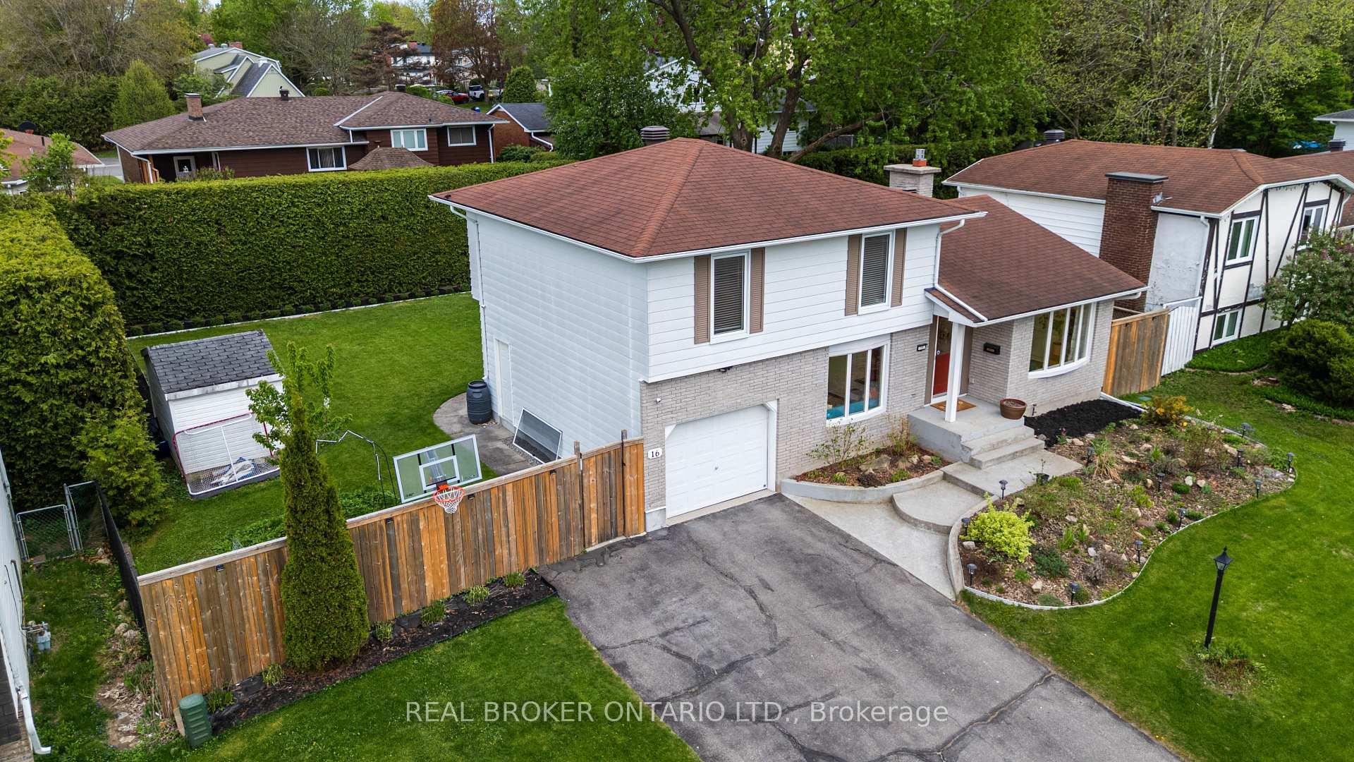 Photo 50 of 16 Langholm Crescent, Ottawa, Barrhaven - Pheasant Run — HOMEH