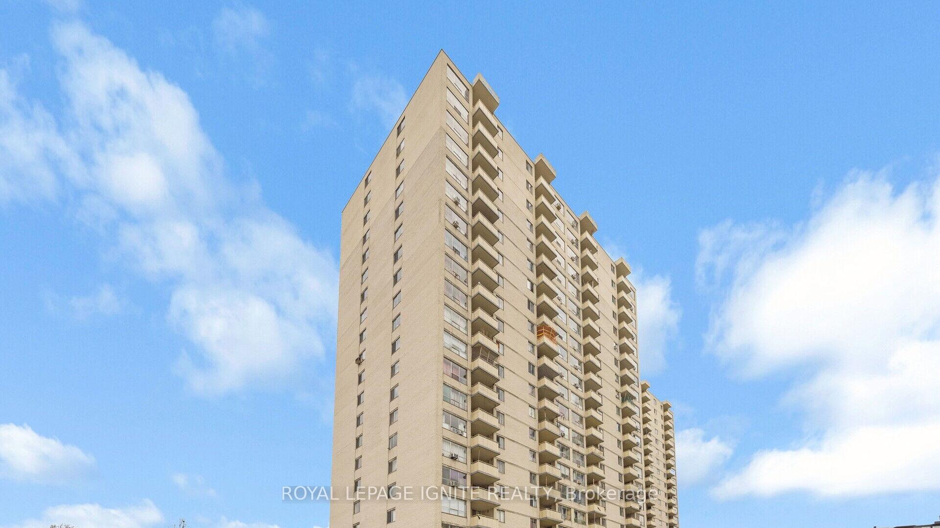 Photo 2 of Unit 810, 320 Dixon Road, Etobicoke, Kingsview Village-The Westway — HOMEH