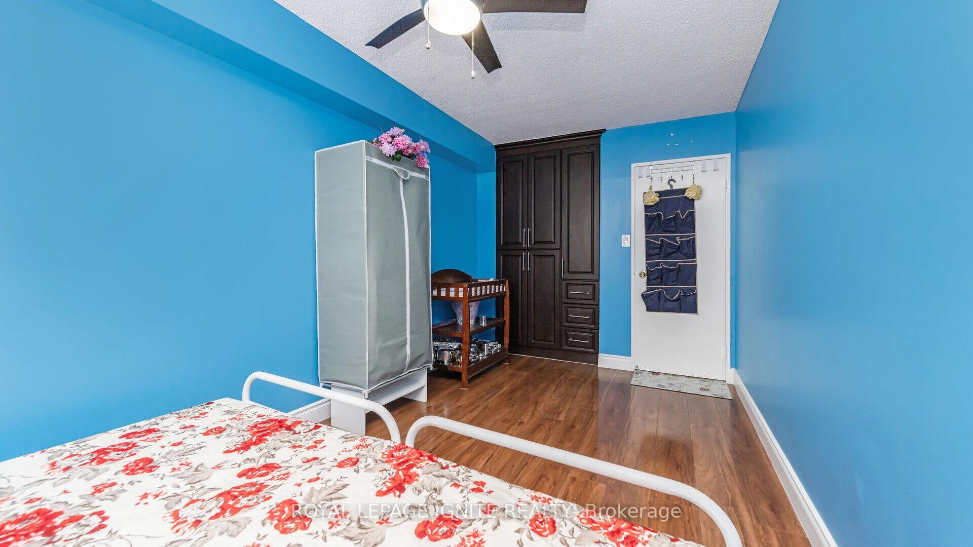 Photo 23 of Unit 810, 320 Dixon Road, Etobicoke, Kingsview Village-The Westway — HOMEH