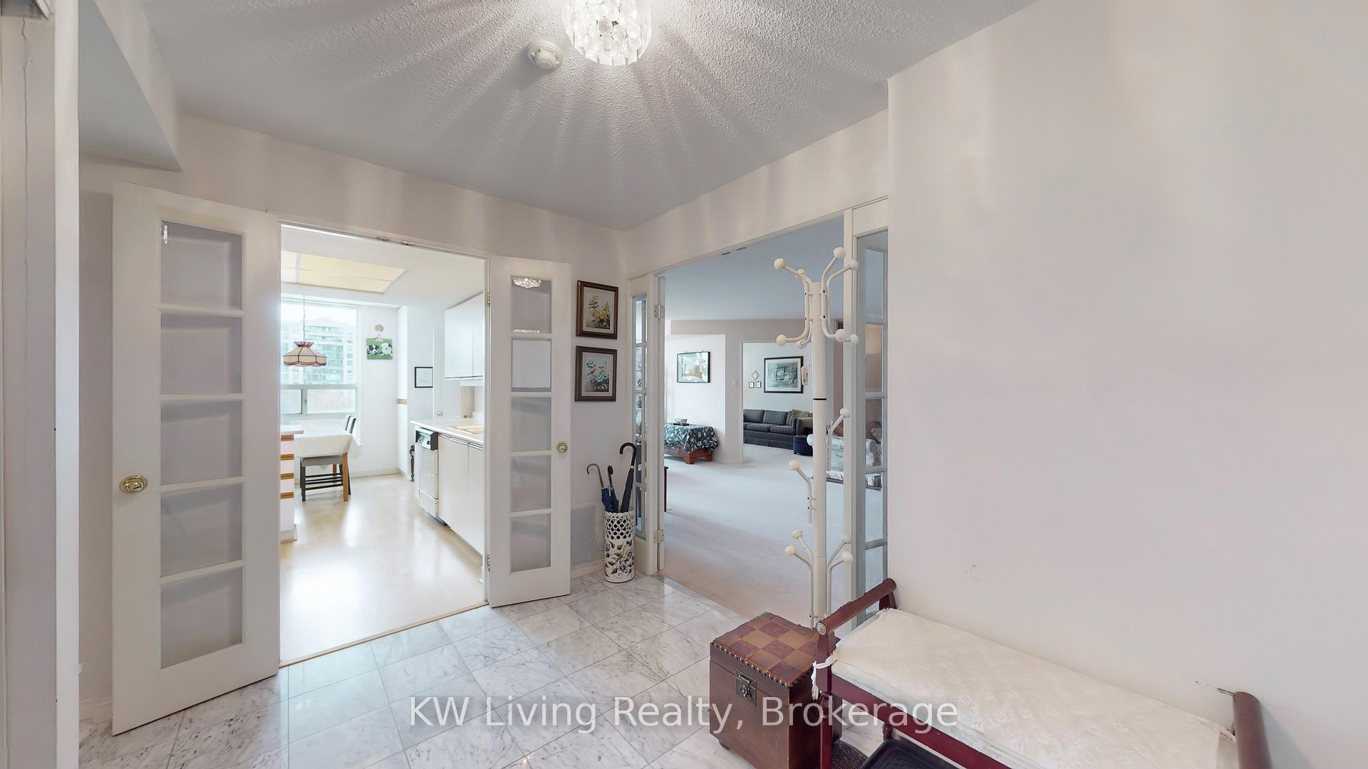 Photo 2 of Unit 513, 7825 Bayview Avenue, Markham, Aileen-Willowbrook — HOMEH
