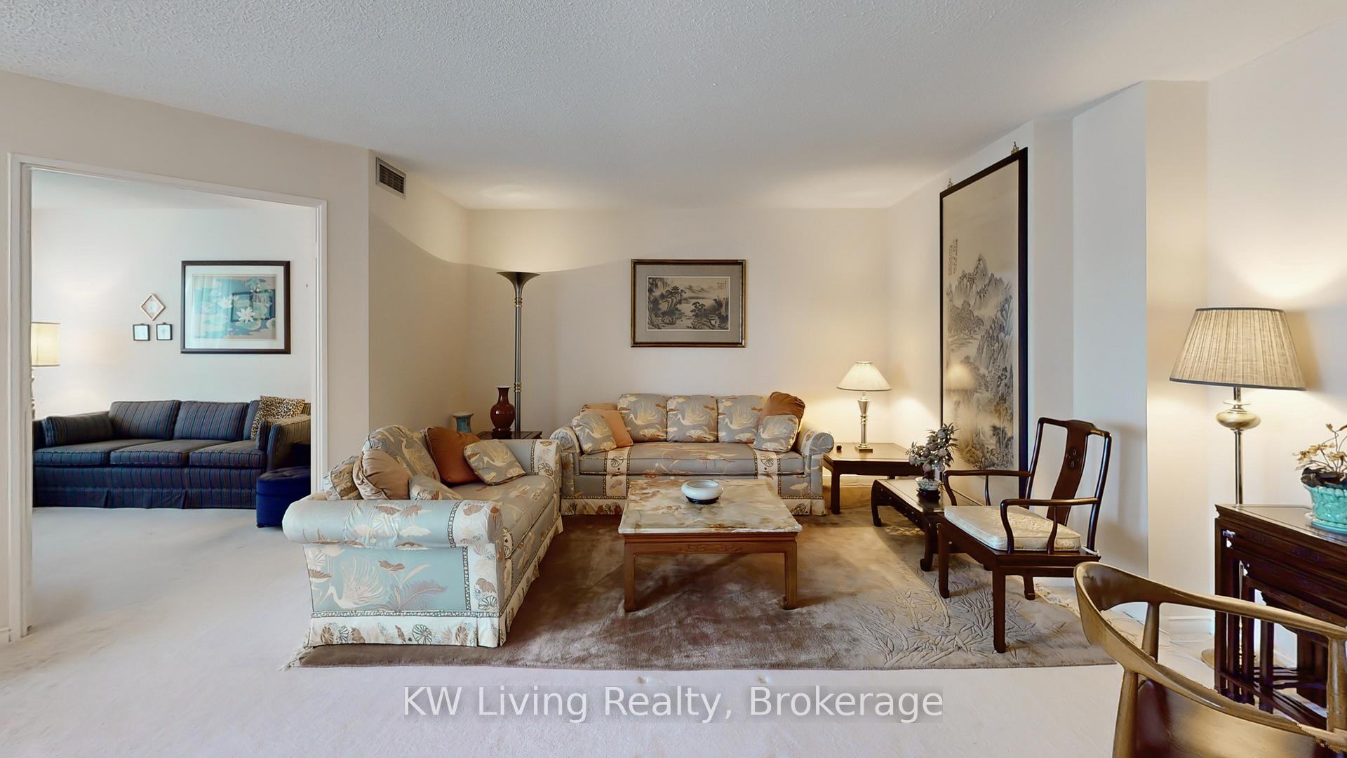 Photo 4 of Unit 513, 7825 Bayview Avenue, Markham, Aileen-Willowbrook — HOMEH