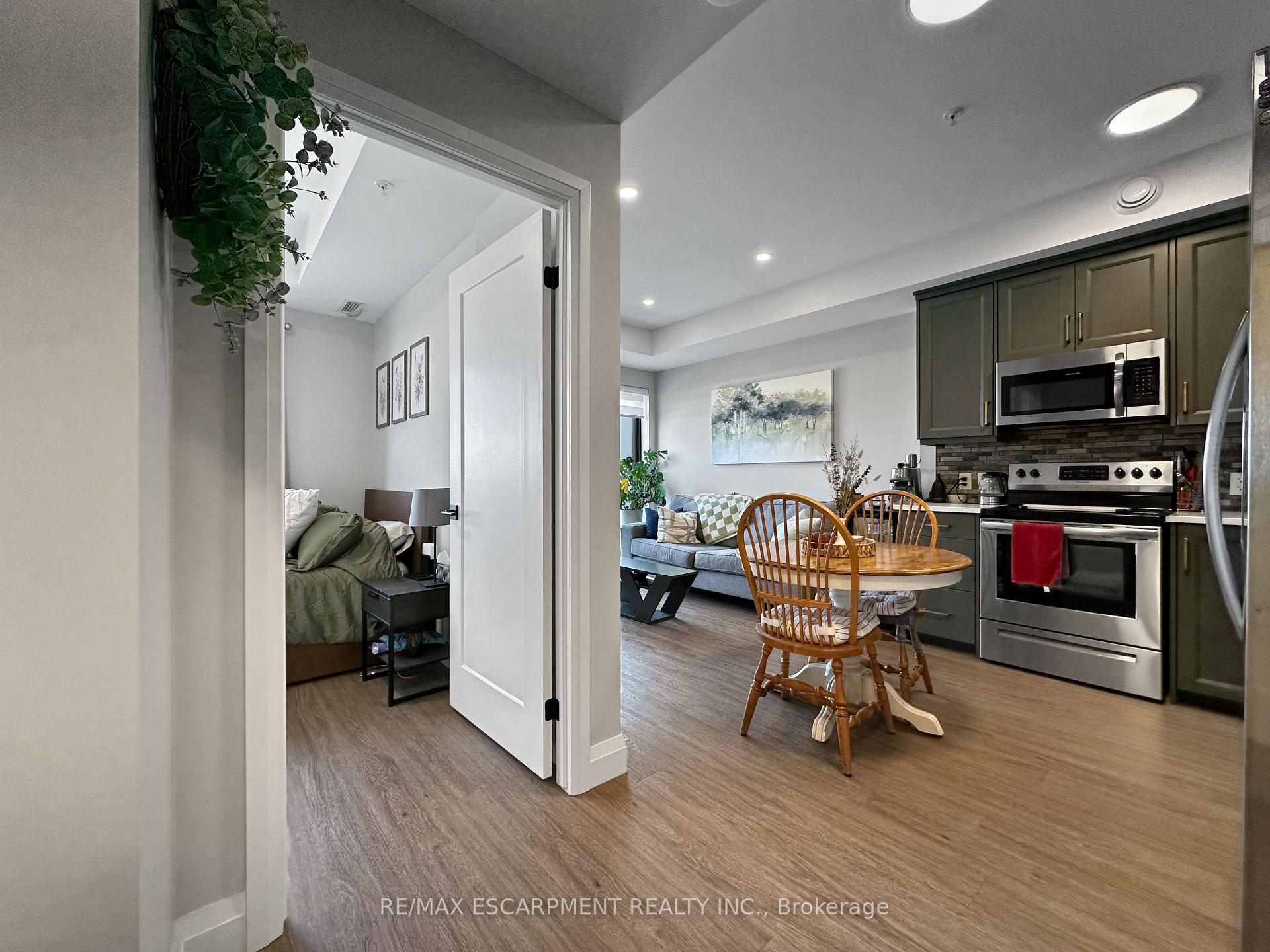 Photo 23 of Unit 514, 64 Main Street N, Haldimand — HOMEH