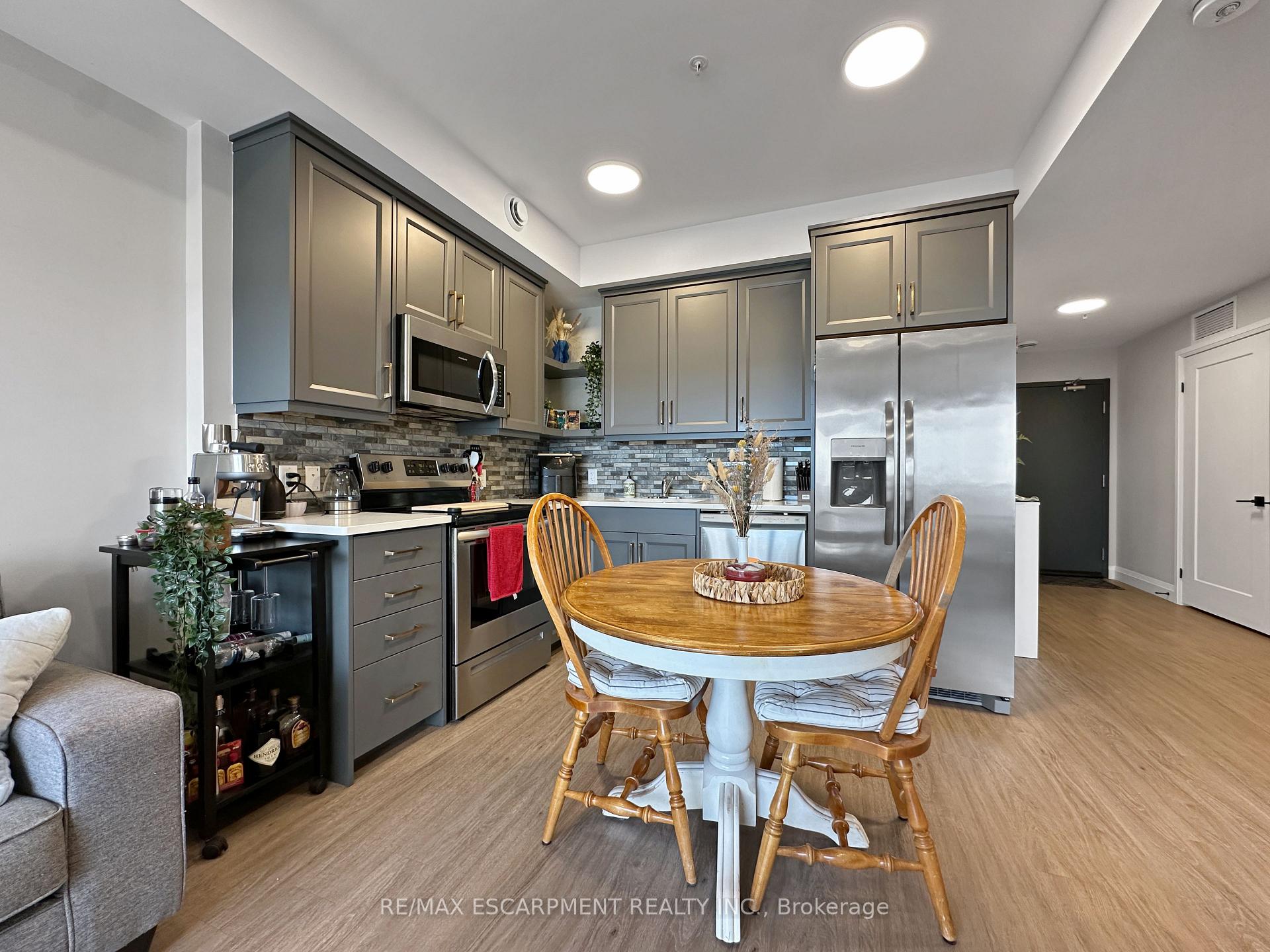 Photo 14 of Unit 514, 64 Main Street N, Haldimand — HOMEH
