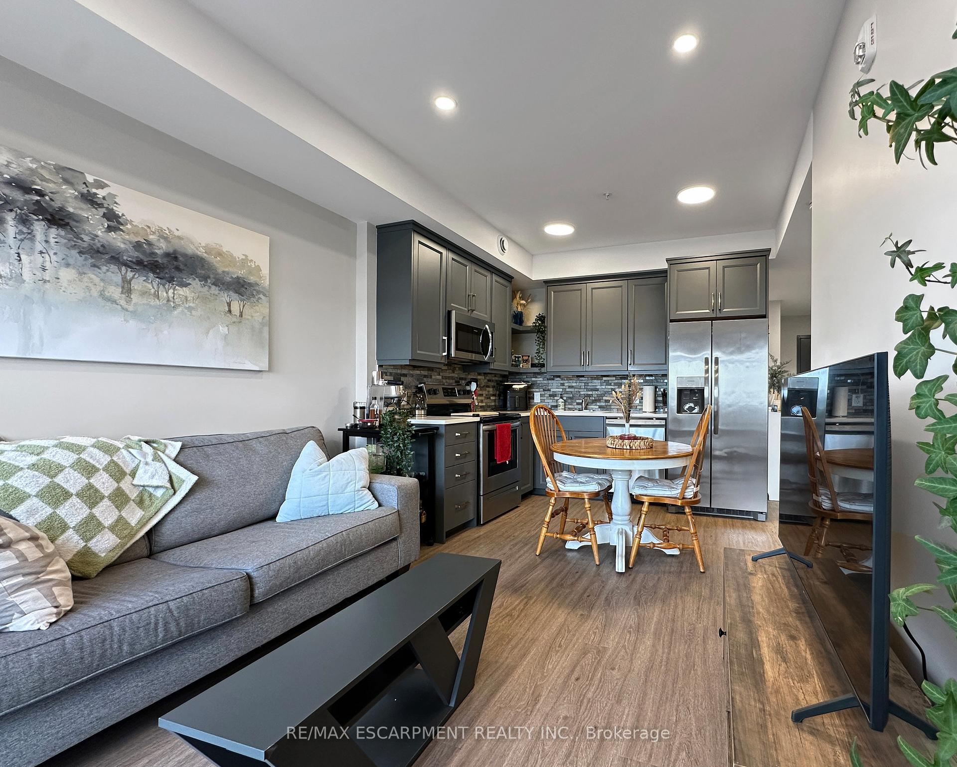 Photo 19 of Unit 514, 64 Main Street N, Haldimand — HOMEH