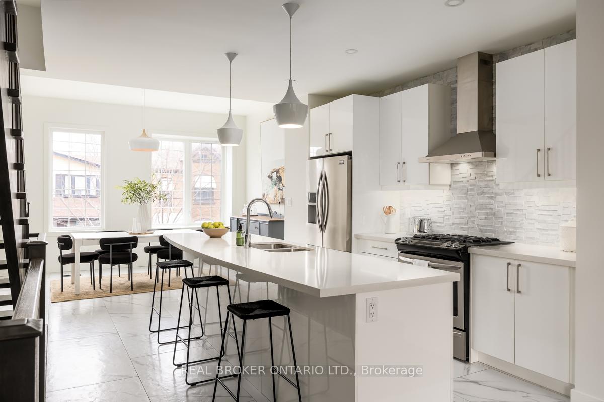 Photo 10 of 86 Augusta Street, Hamilton, Corktown — HOMEH