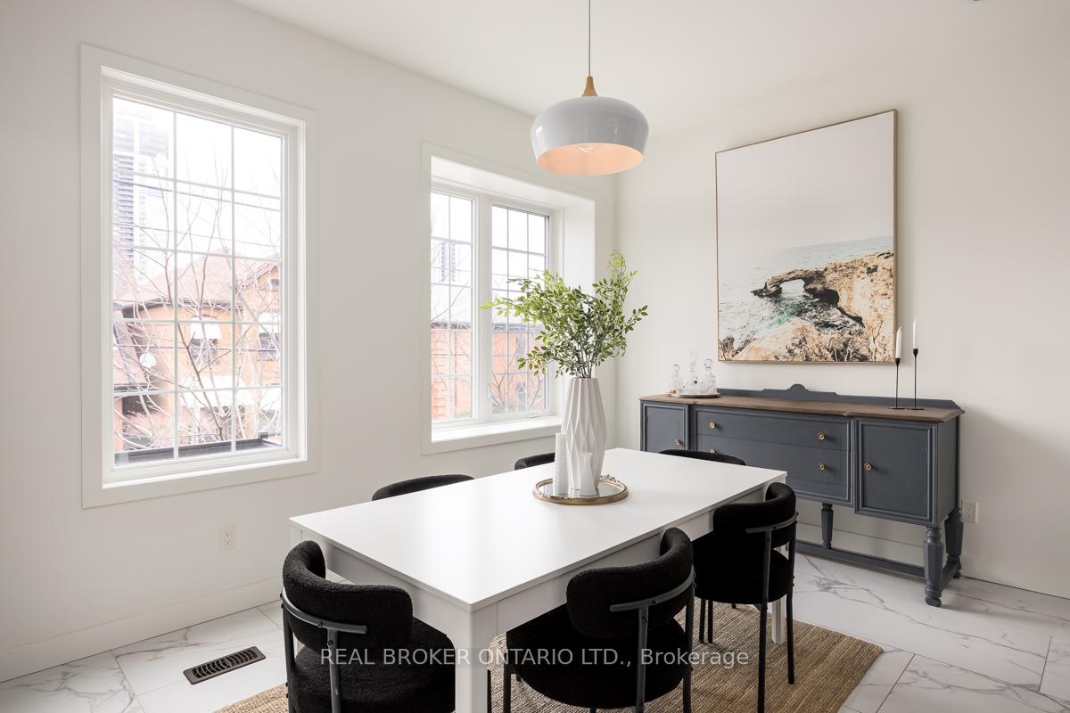 Photo 13 of 86 Augusta Street, Hamilton, Corktown — HOMEH