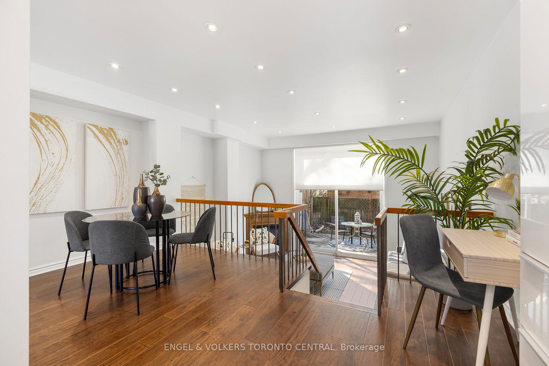 Photo 5 of Unit 5, 155 Woodbine Avenue, Toronto, The Beaches — HOMEH