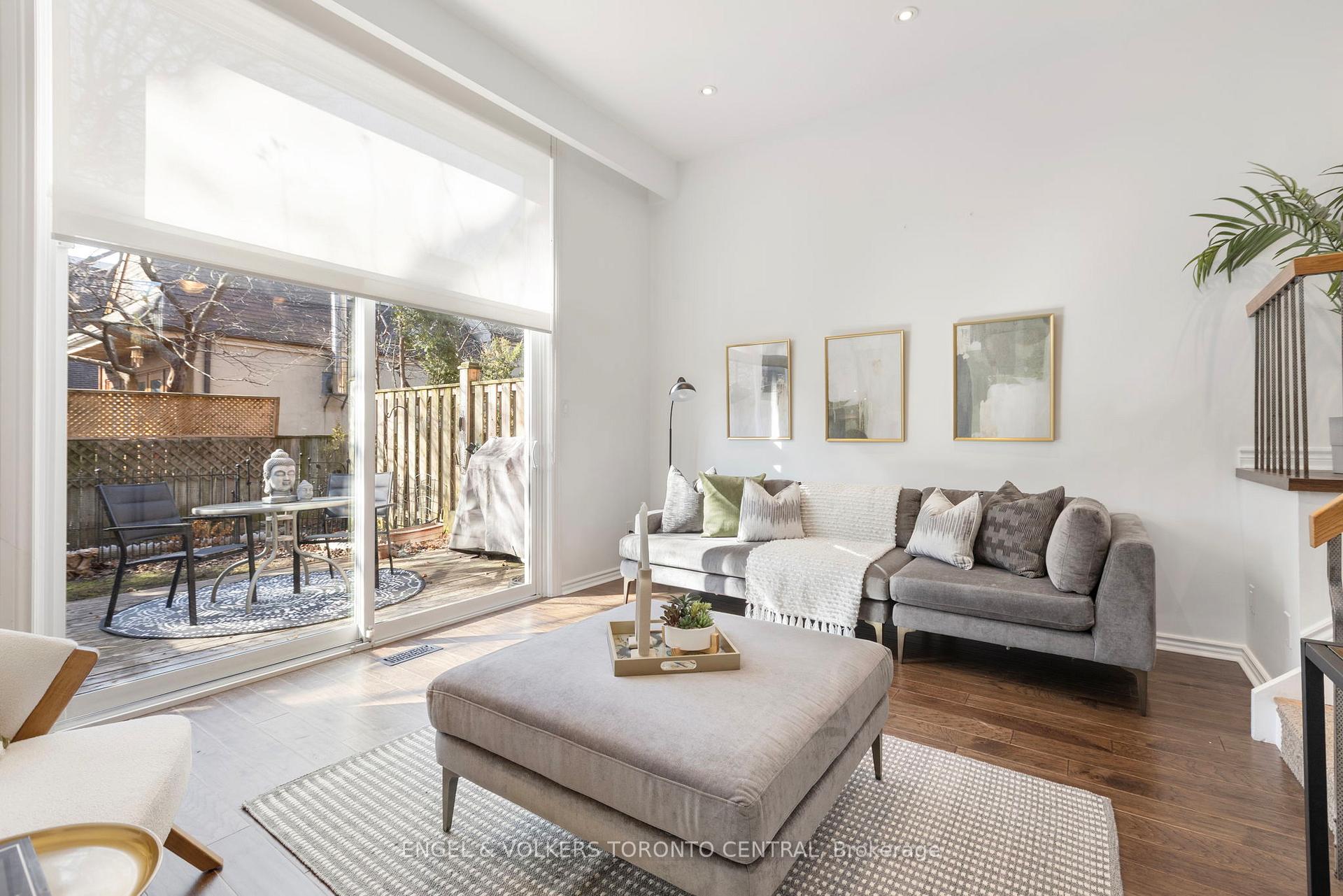 Photo 13 of Unit 5, 155 Woodbine Avenue, Toronto, The Beaches — HOMEH