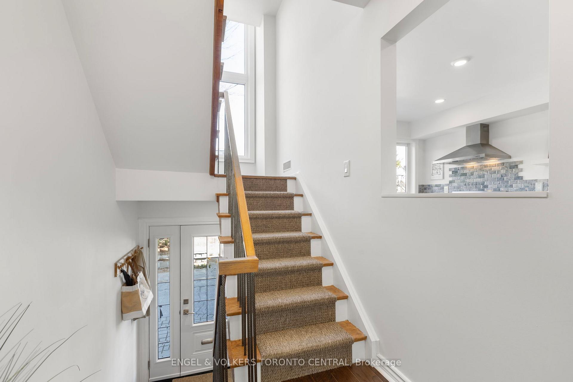 Photo 20 of Unit 5, 155 Woodbine Avenue, Toronto, The Beaches — HOMEH