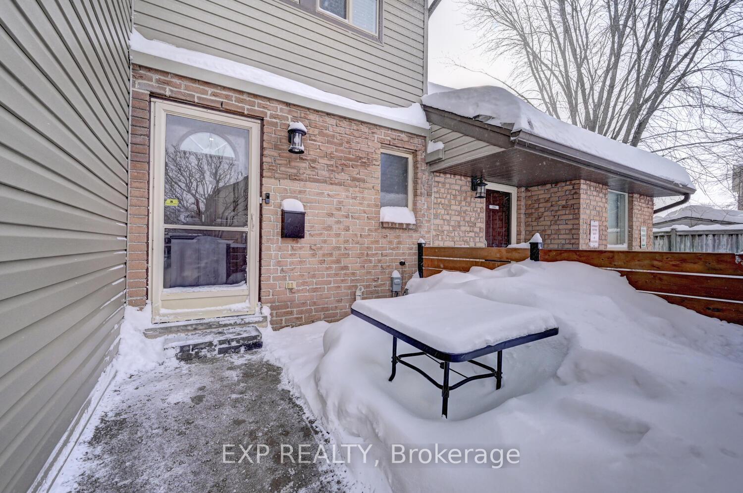 Photo 2 of Unit 1, 35 Westheights Drive, Kitchener — HOMEH