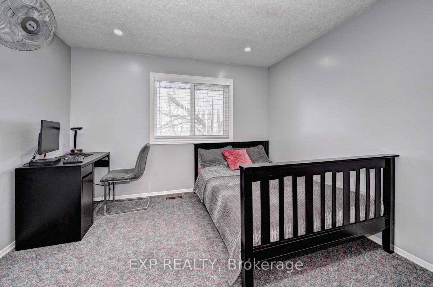 Photo 5 of Unit 1, 35 Westheights Drive, Kitchener — HOMEH