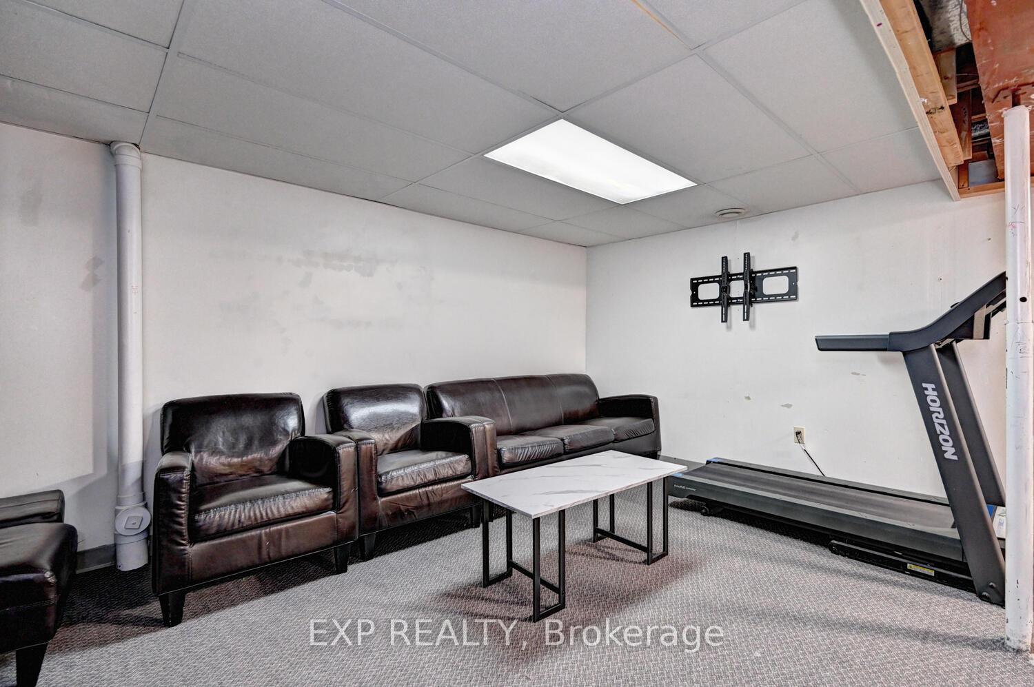 Photo 20 of Unit 1, 35 Westheights Drive, Kitchener — HOMEH