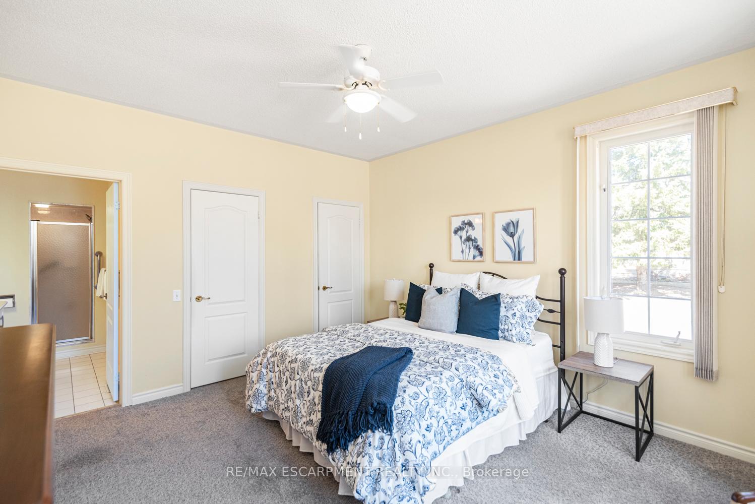 Photo 19 of 38 Silverbirch Boulevard, Hamilton, Mount Hope — HOMEH