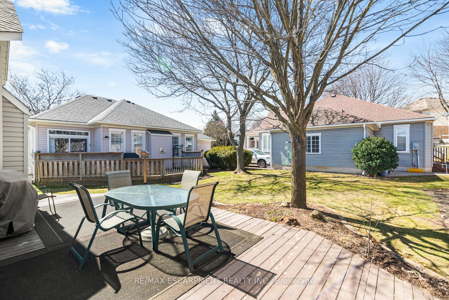 Photo 41 of 38 Silverbirch Boulevard, Hamilton, Mount Hope — HOMEH