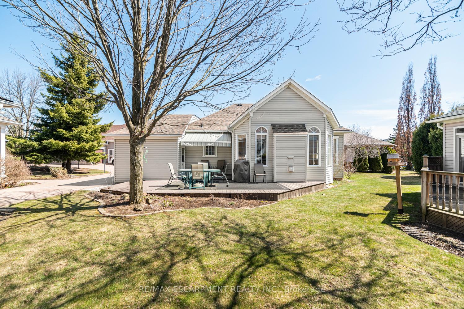 Photo 31 of 38 Silverbirch Boulevard, Hamilton, Mount Hope — HOMEH