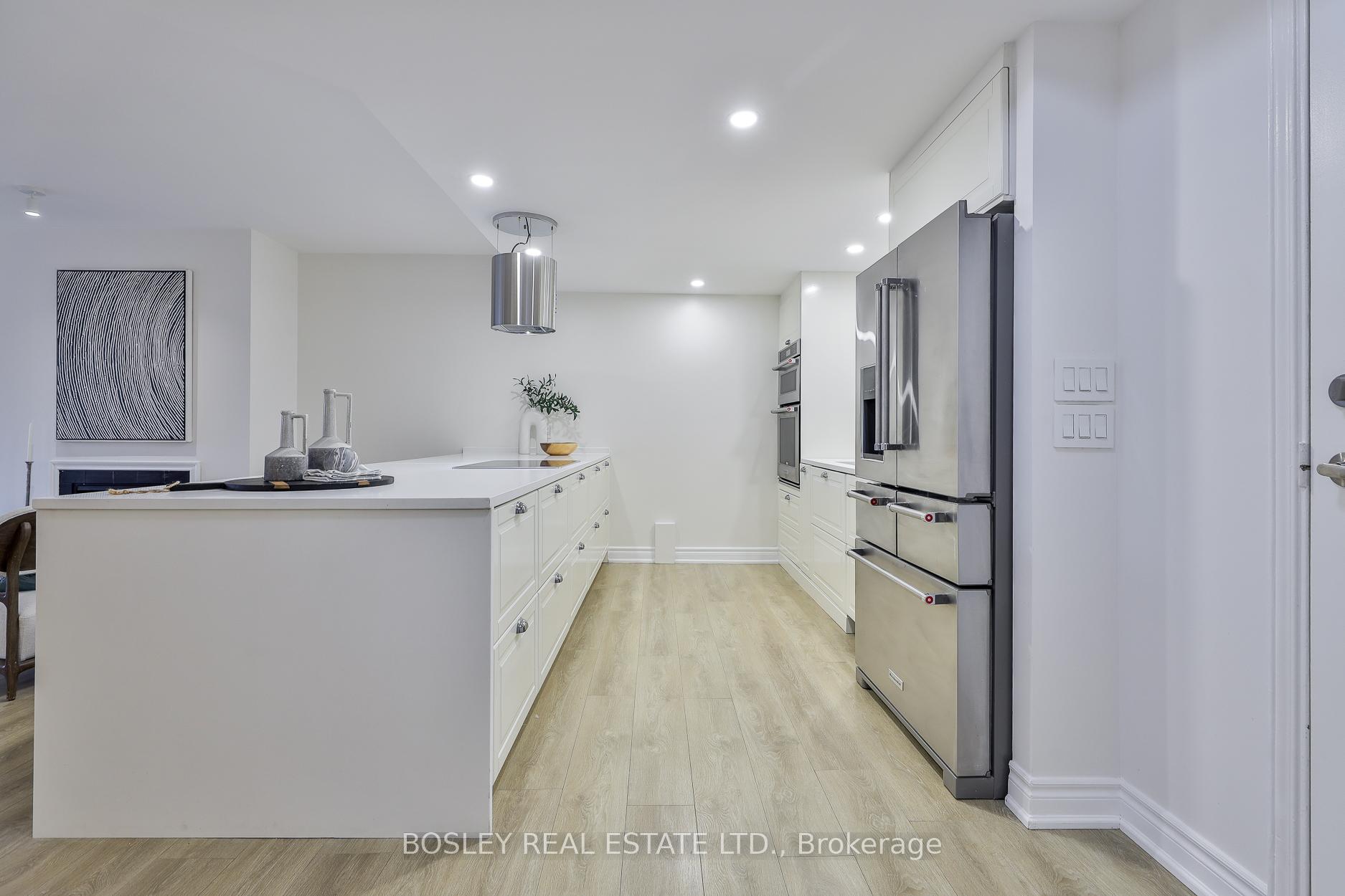 Photo 2 of Unit 9, 20 Glebe Road W, Toronto, Yonge-Eglinton — HOMEH