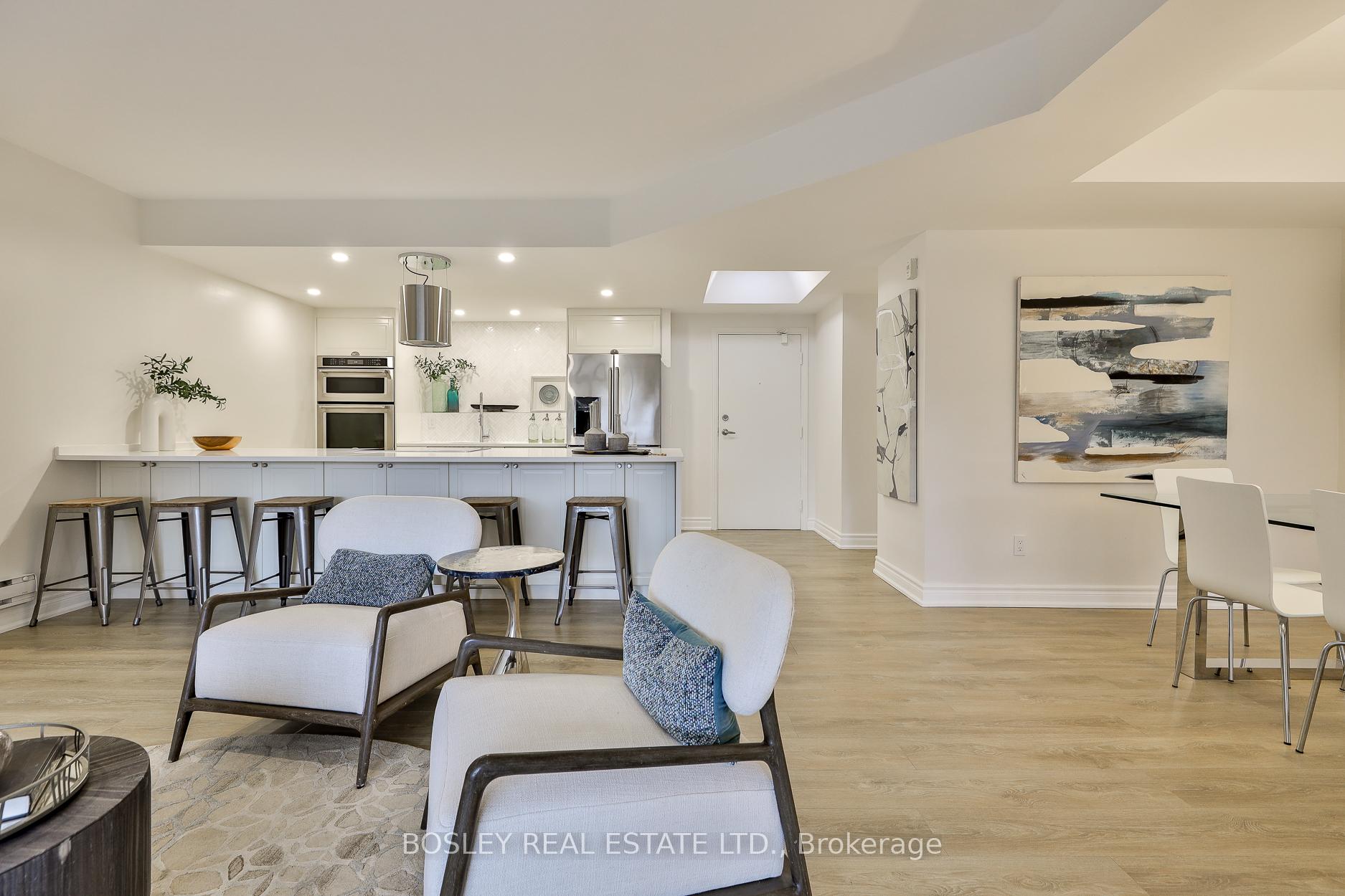 Photo 16 of Unit 9, 20 Glebe Road W, Toronto, Yonge-Eglinton — HOMEH