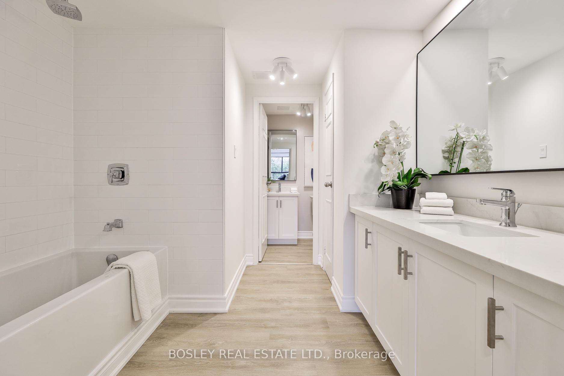 Photo 28 of Unit 9, 20 Glebe Road W, Toronto, Yonge-Eglinton — HOMEH