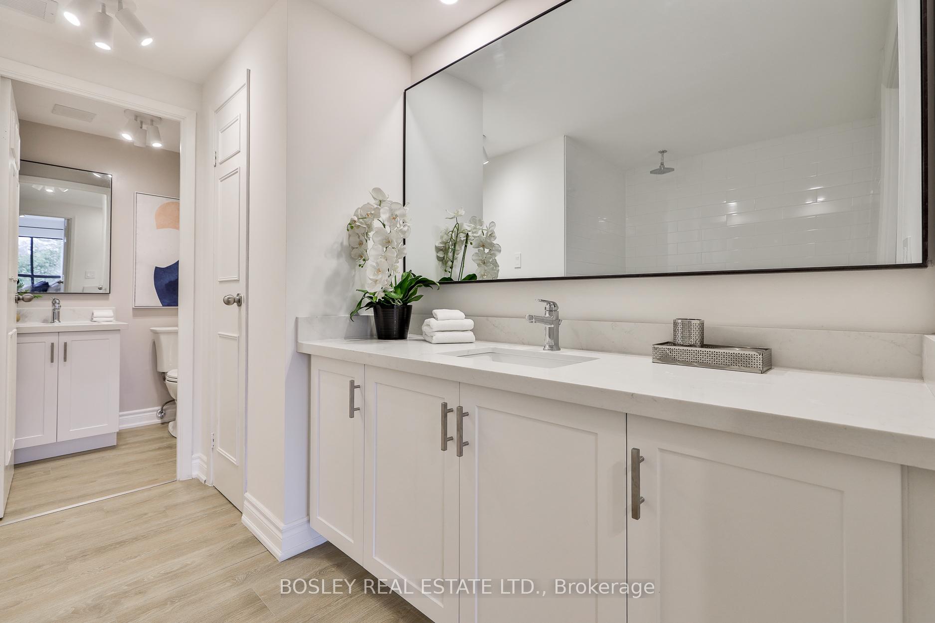 Photo 30 of Unit 9, 20 Glebe Road W, Toronto, Yonge-Eglinton — HOMEH