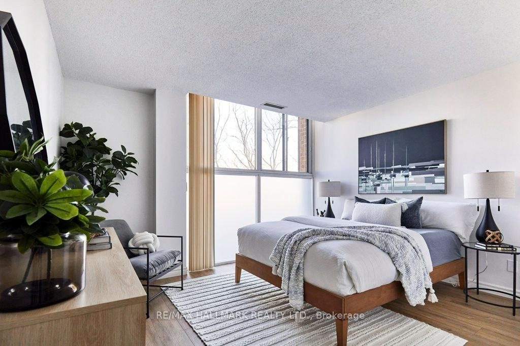 Photo 3 of Unit 109, 90 Dale Avenue, Scarborough, Guildwood — HOMEH