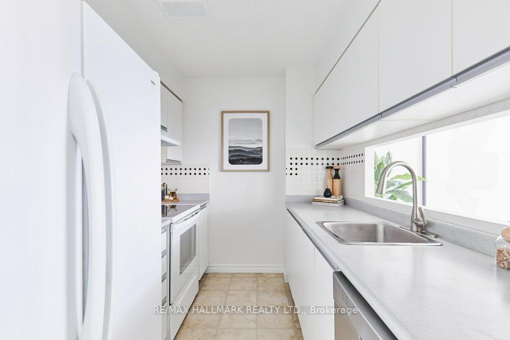 Photo 4 of Unit 109, 90 Dale Avenue, Scarborough, Guildwood — HOMEH