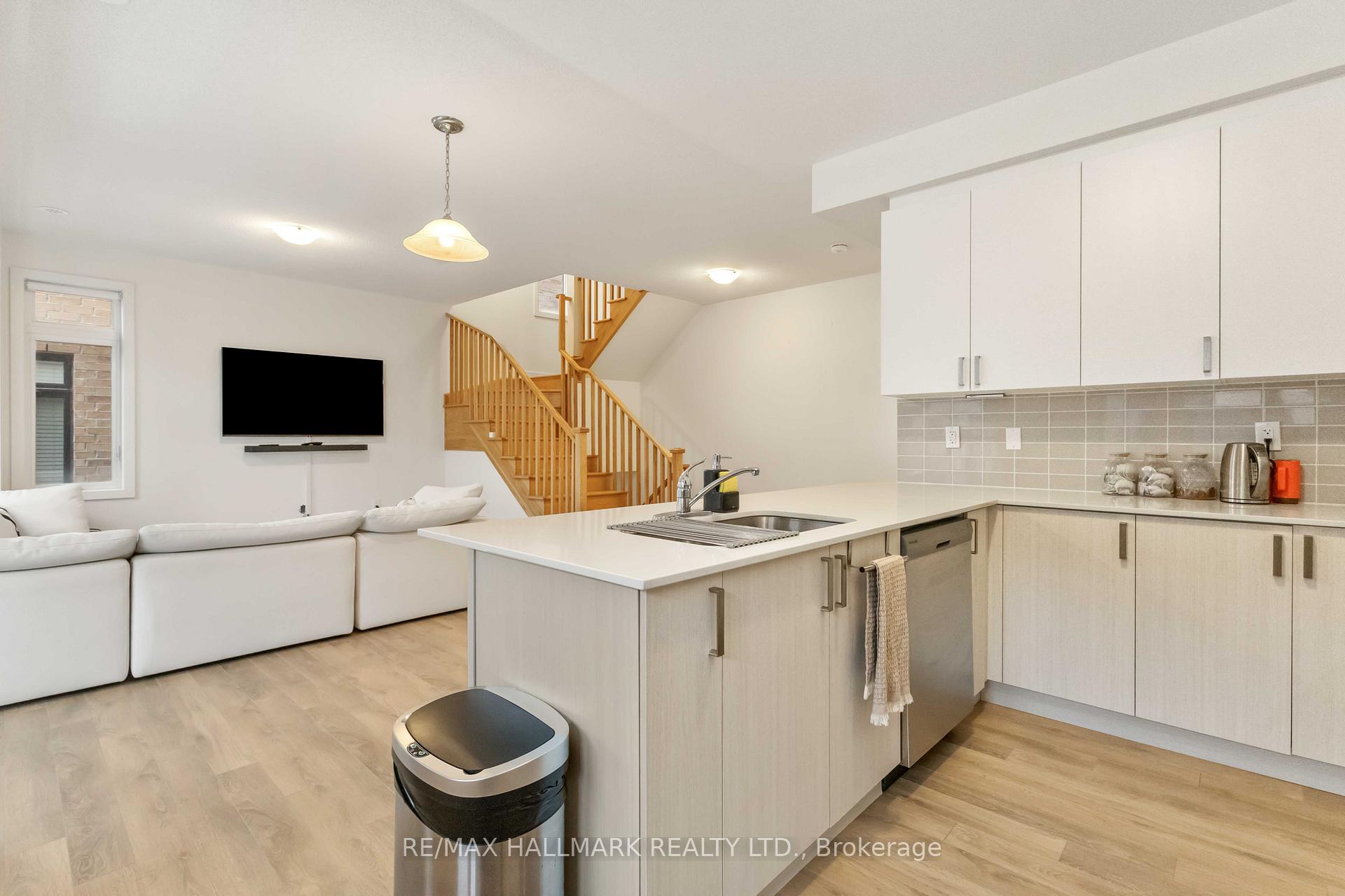 Photo 21 of Unit 901, 1865 Pickering Parkway S, Pickering, Village East — HOMEH