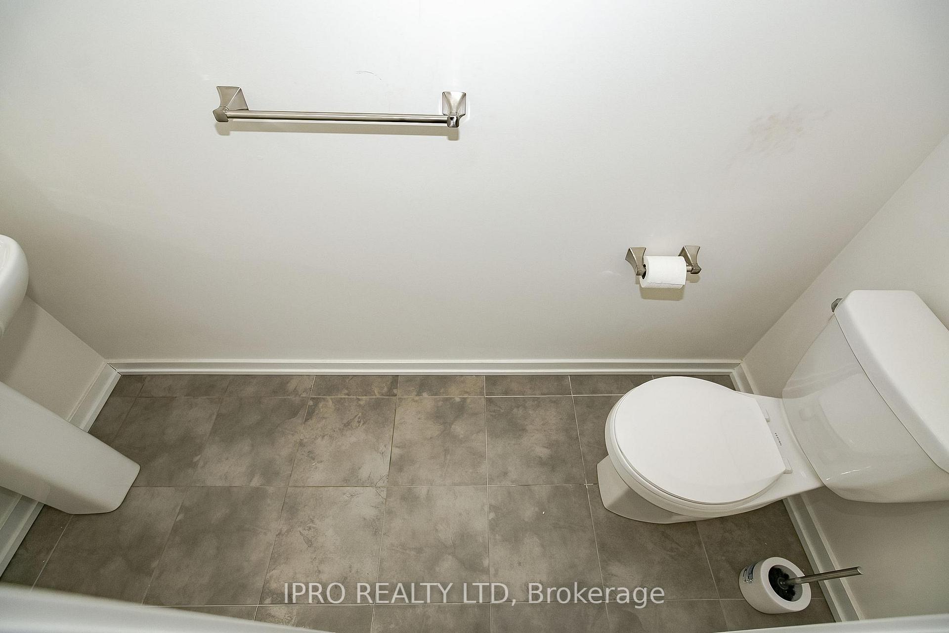 Photo 18 of 138 Landsbridge Street, Caledon, Bolton East — HOMEH
