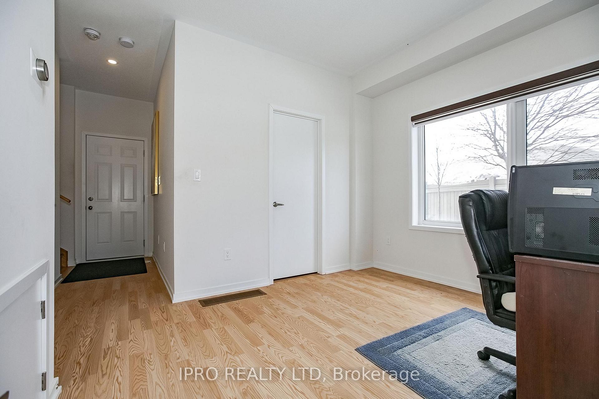 Photo 7 of 138 Landsbridge Street, Caledon, Bolton East — HOMEH