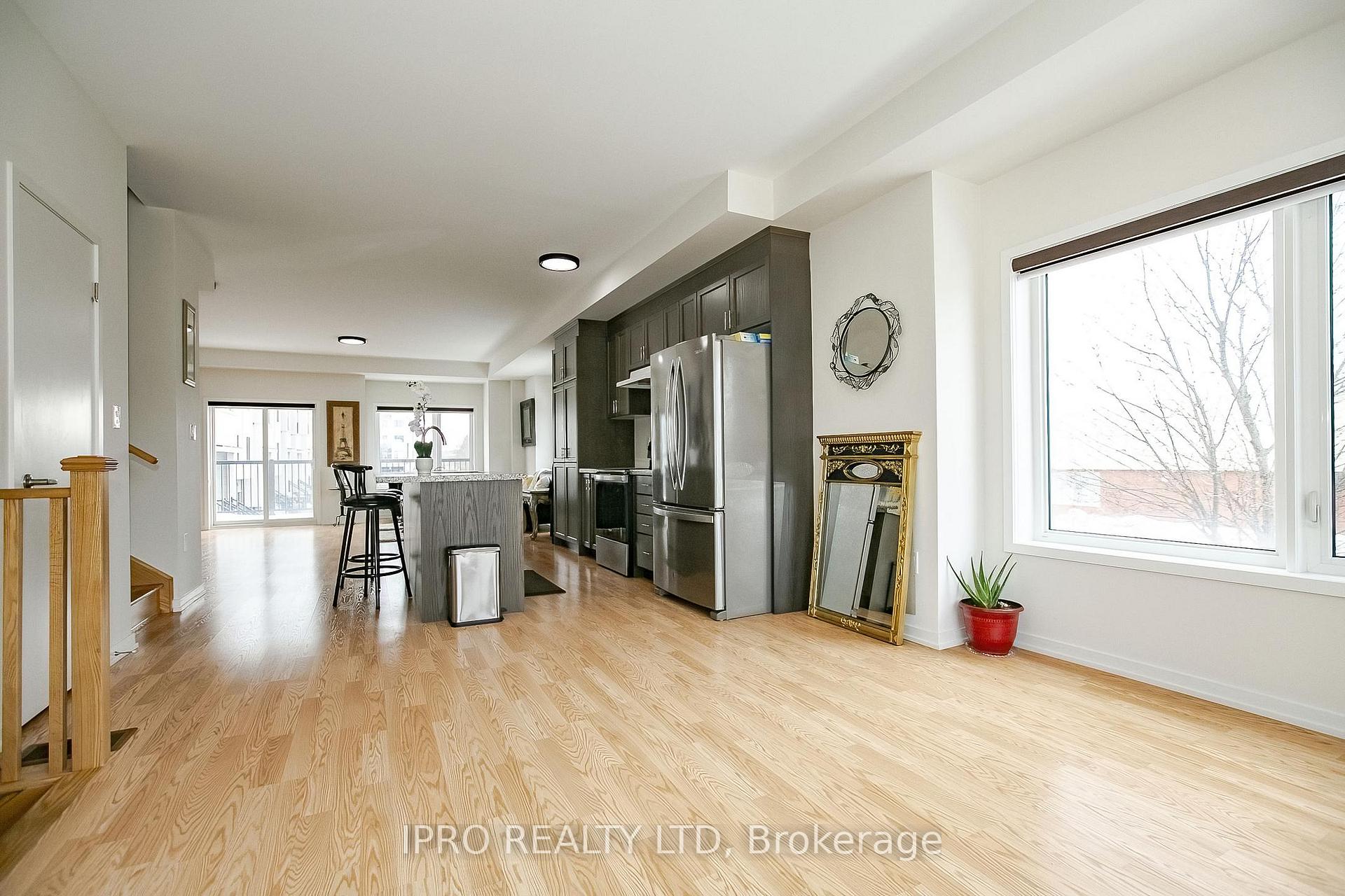 Photo 16 of 138 Landsbridge Street, Caledon, Bolton East — HOMEH