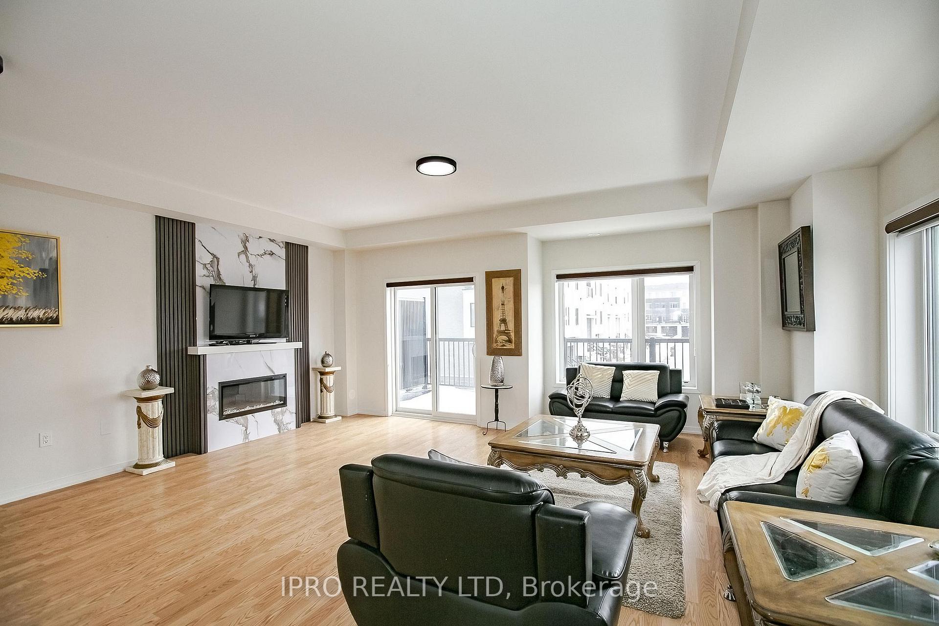 Photo 11 of 138 Landsbridge Street, Caledon, Bolton East — HOMEH