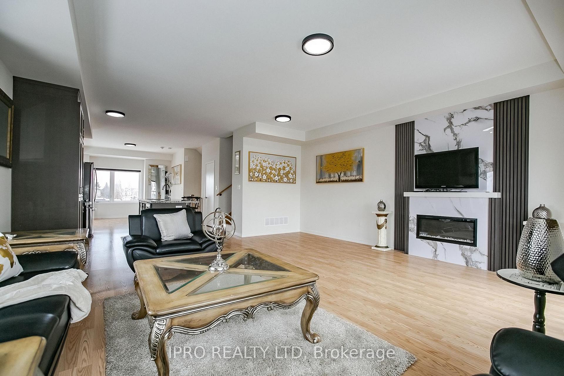 Photo 30 of 138 Landsbridge Street, Caledon, Bolton East — HOMEH