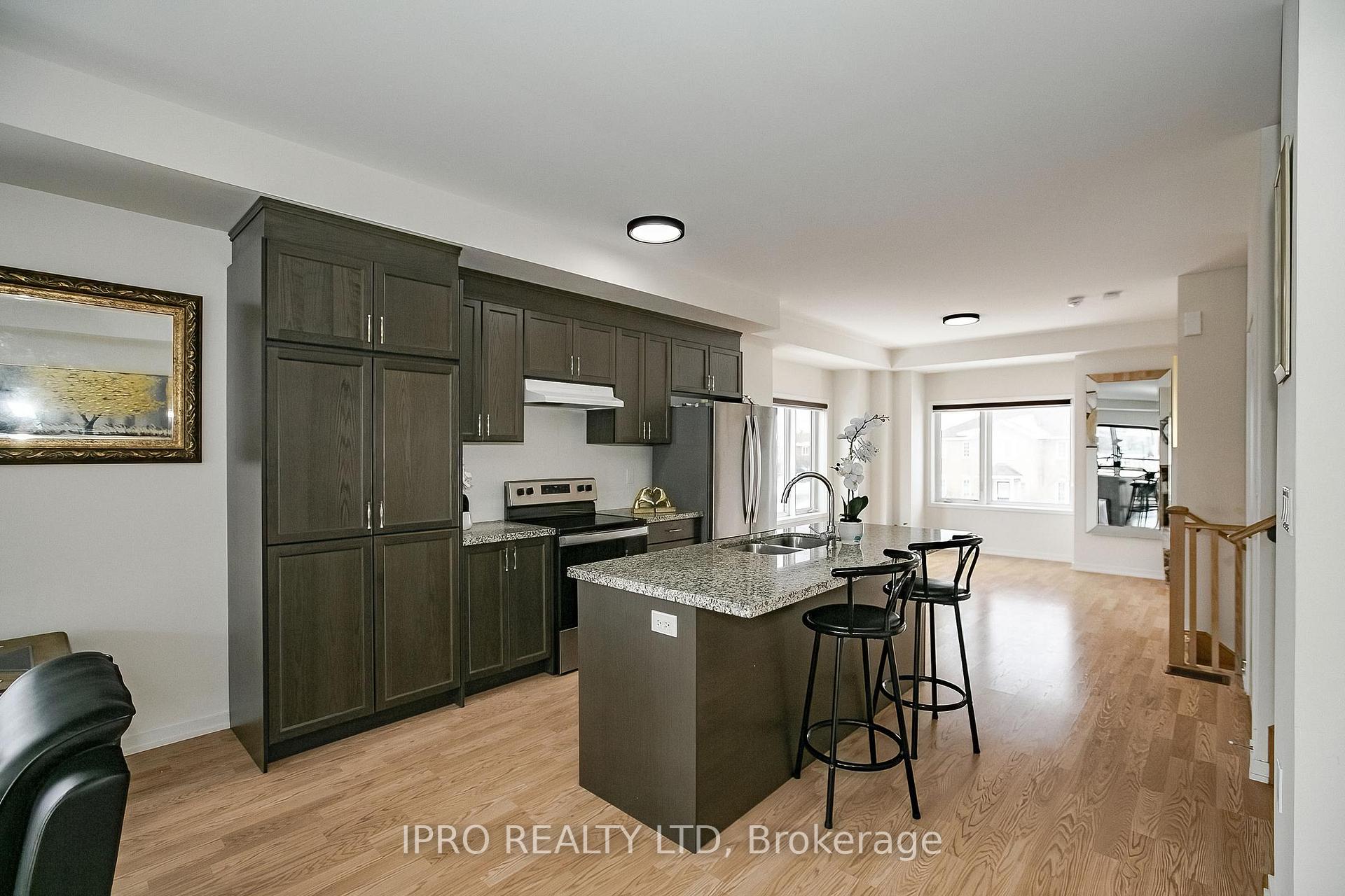 Photo 35 of 138 Landsbridge Street, Caledon, Bolton East — HOMEH
