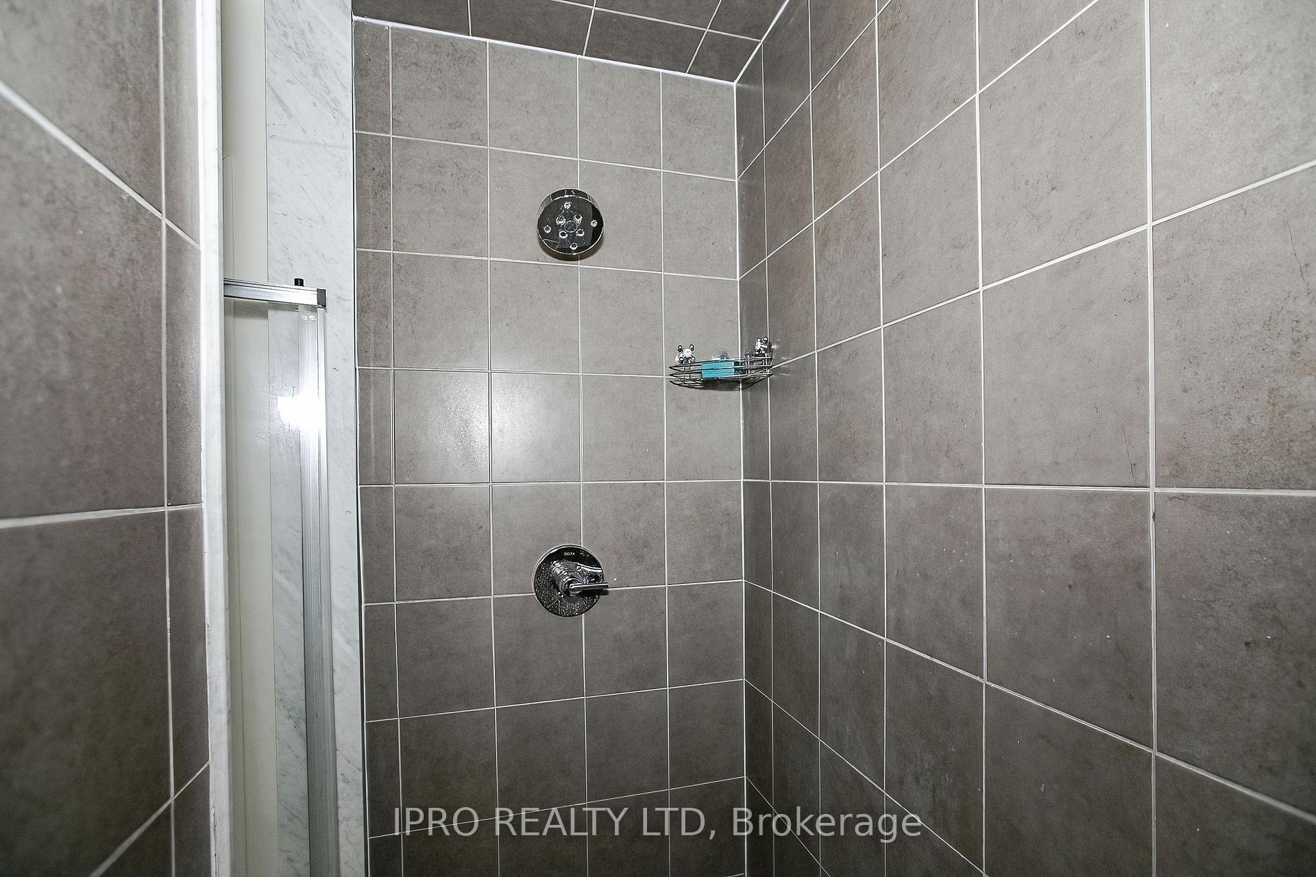 Photo 40 of 138 Landsbridge Street, Caledon, Bolton East — HOMEH