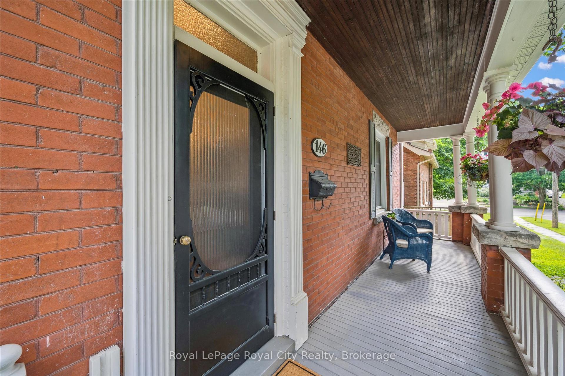Photo 8 of 146 Cork Street W, Guelph, Downtown — HOMEH