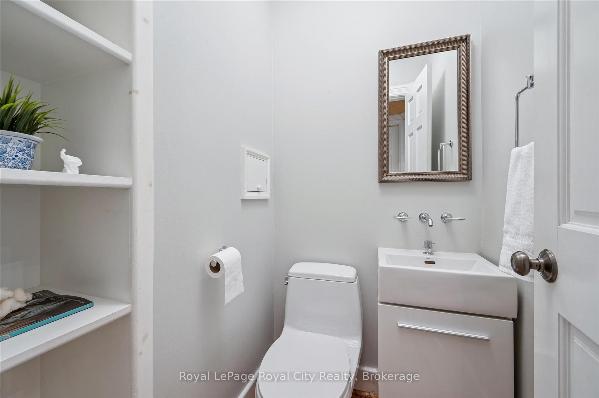 Photo 22 of 146 Cork Street W, Guelph, Downtown — HOMEH