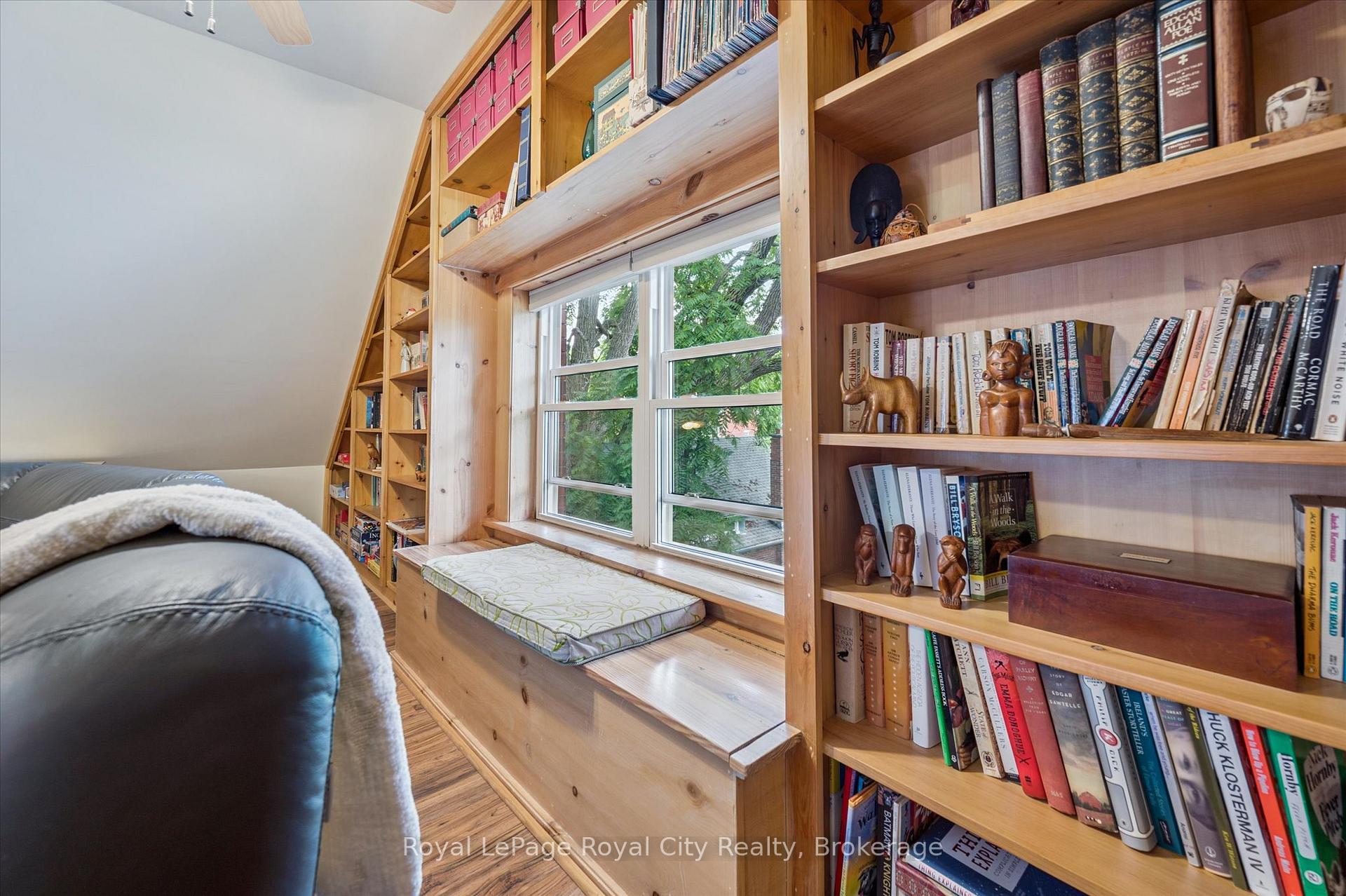 Photo 39 of 146 Cork Street W, Guelph, Downtown — HOMEH