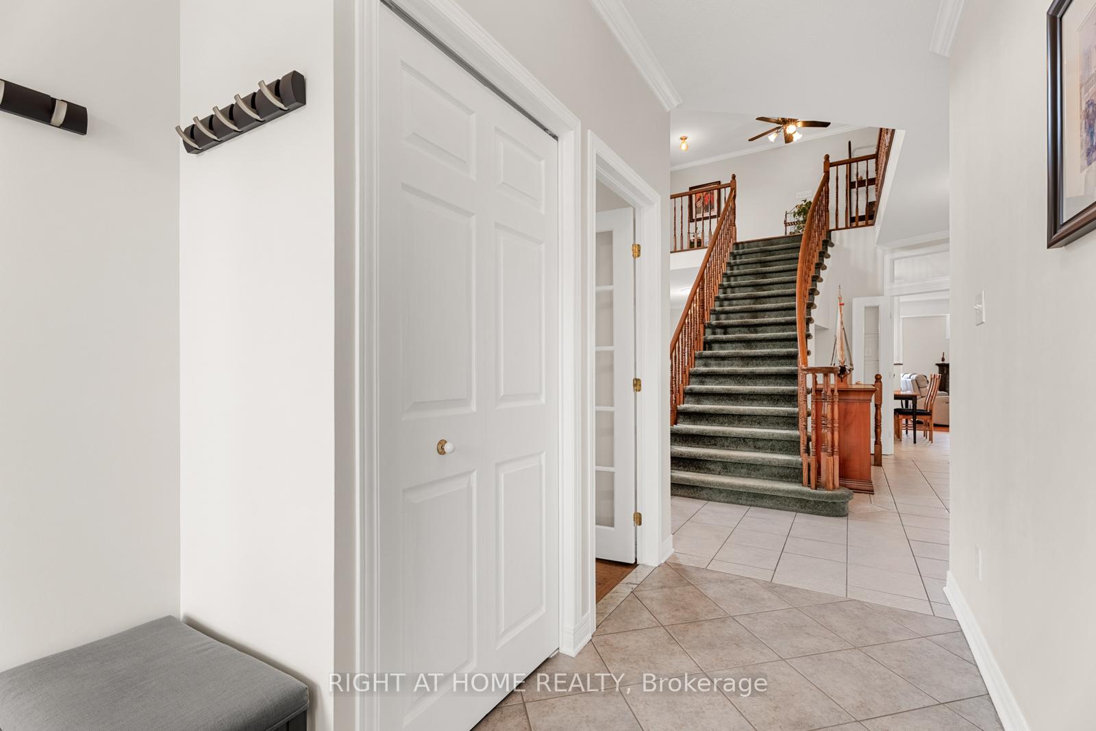 Photo 4 of 1 Gleeson Way, Ottawa, Barrhaven - Longfields — HOMEH
