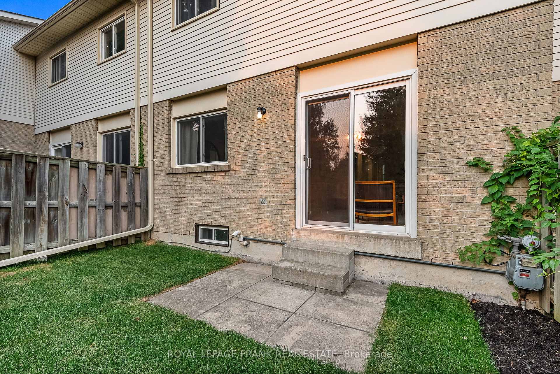 Photo 35 of Unit 17, 700 Harmony Road N, Oshawa, Pinecrest — HOMEH