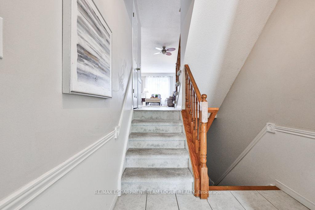 Photo 3 of Unit 65, 485 Green Road, Hamilton, Stoney Creek — HOMEH