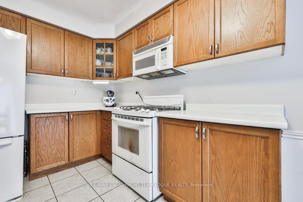 Photo 17 of Unit 65, 485 Green Road, Hamilton, Stoney Creek — HOMEH