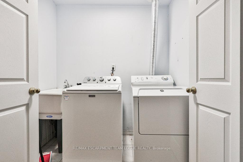Photo 12 of Unit 65, 485 Green Road, Hamilton, Stoney Creek — HOMEH