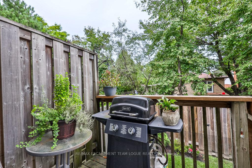 Photo 38 of Unit 65, 485 Green Road, Hamilton, Stoney Creek — HOMEH