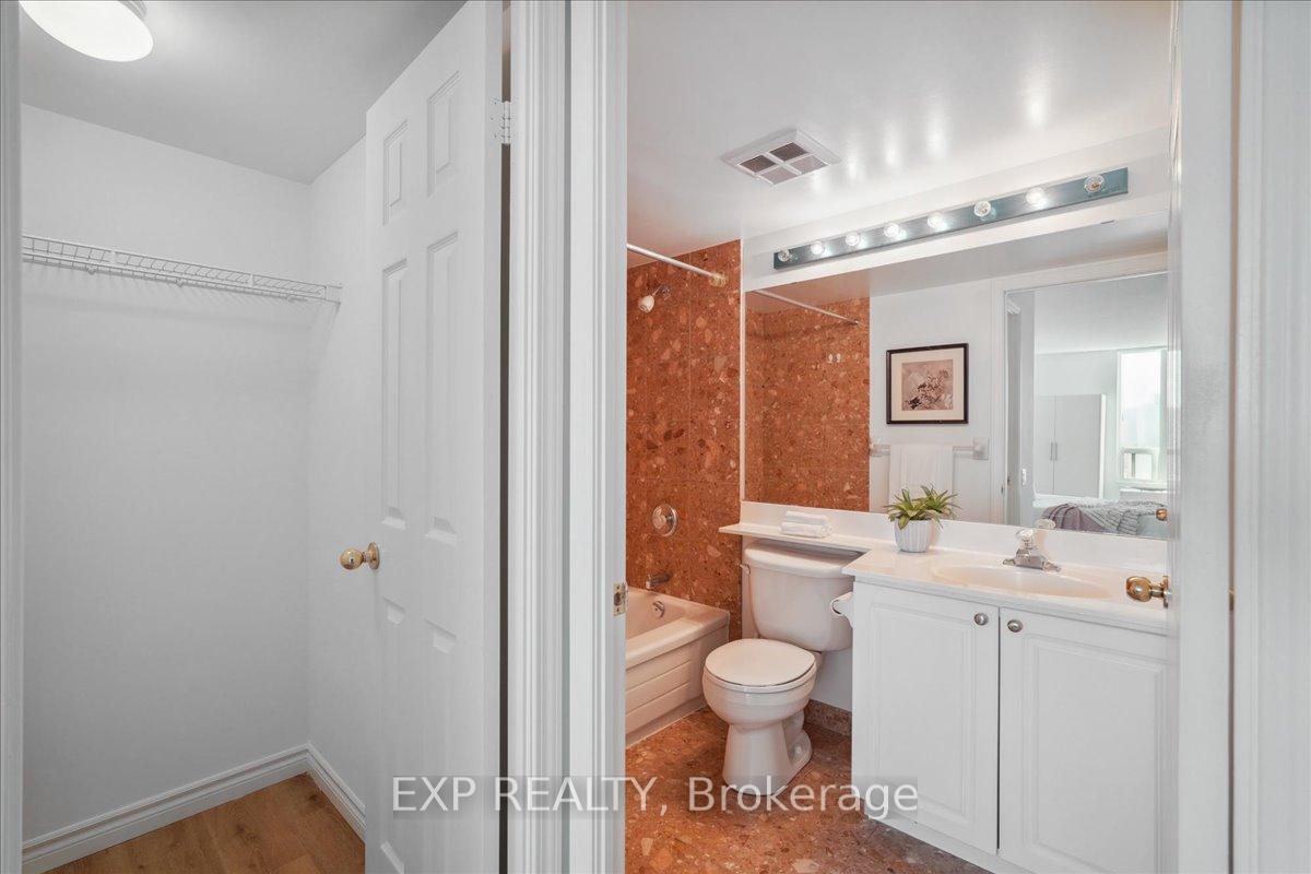 Photo 10 of Unit 1012, 8 Covington Road, Toronto, Englemount-Lawrence — HOMEH