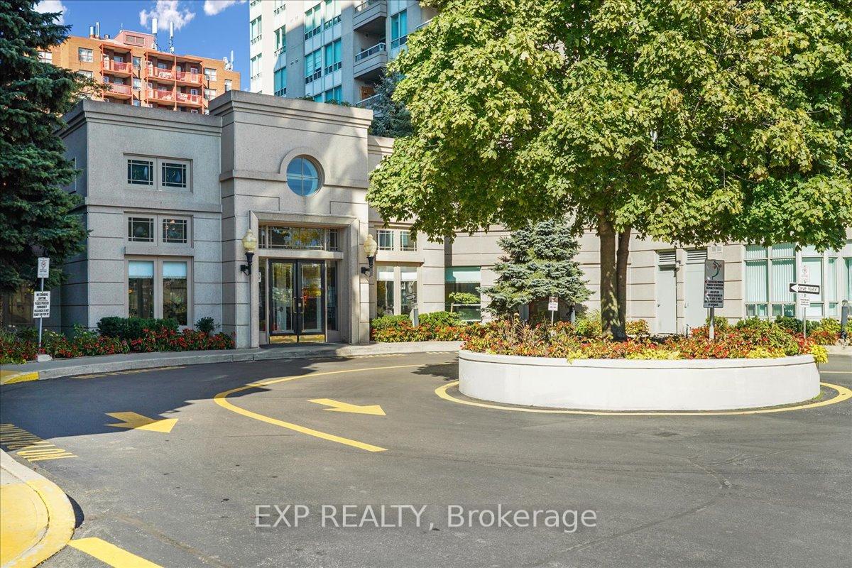 Photo 21 of Unit 1012, 8 Covington Road, Toronto, Englemount-Lawrence — HOMEH