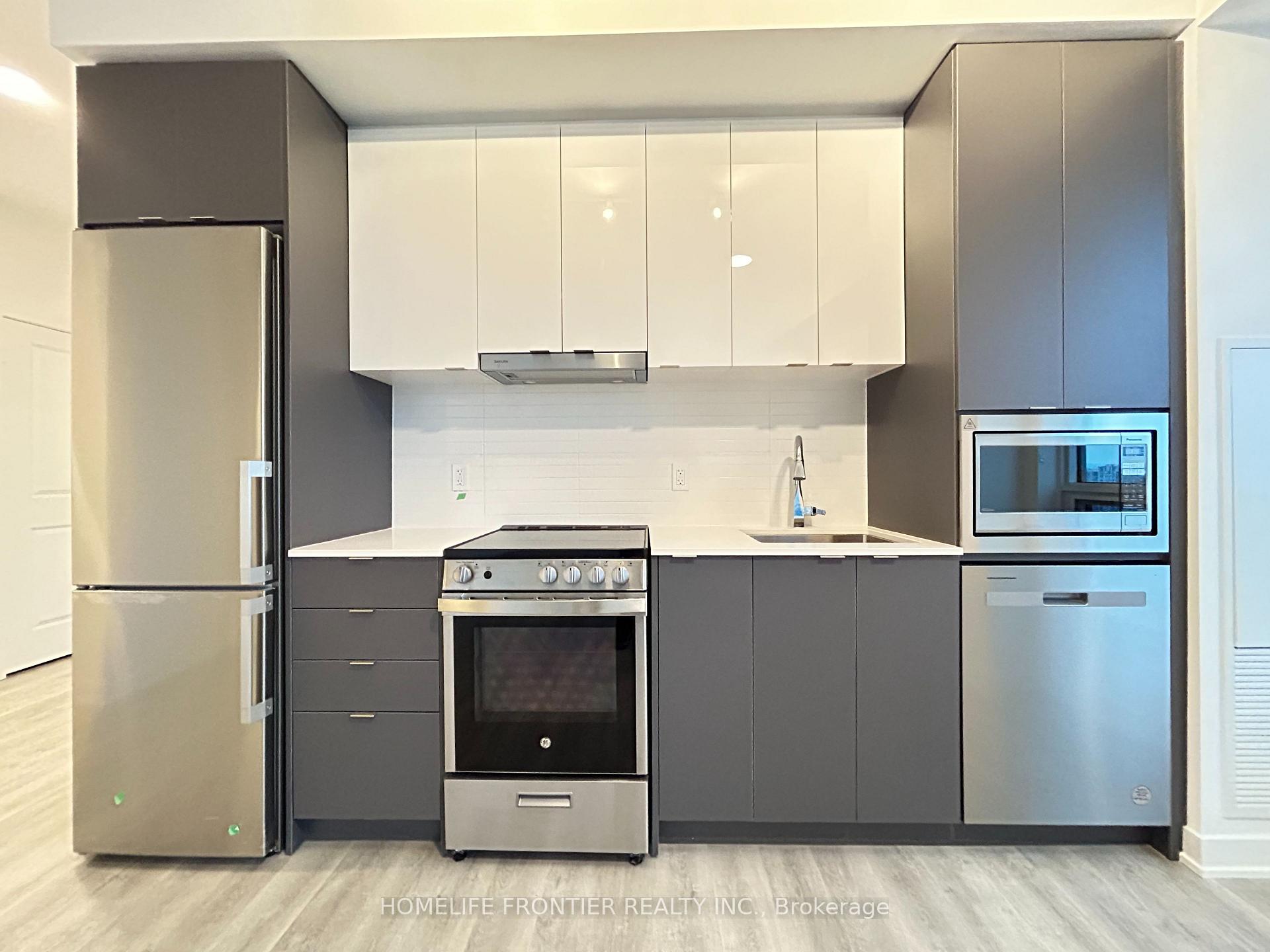 Photo 4 of Unit 2107A, 30 Upper Mall Way, Vaughan, Brownridge — HOMEH