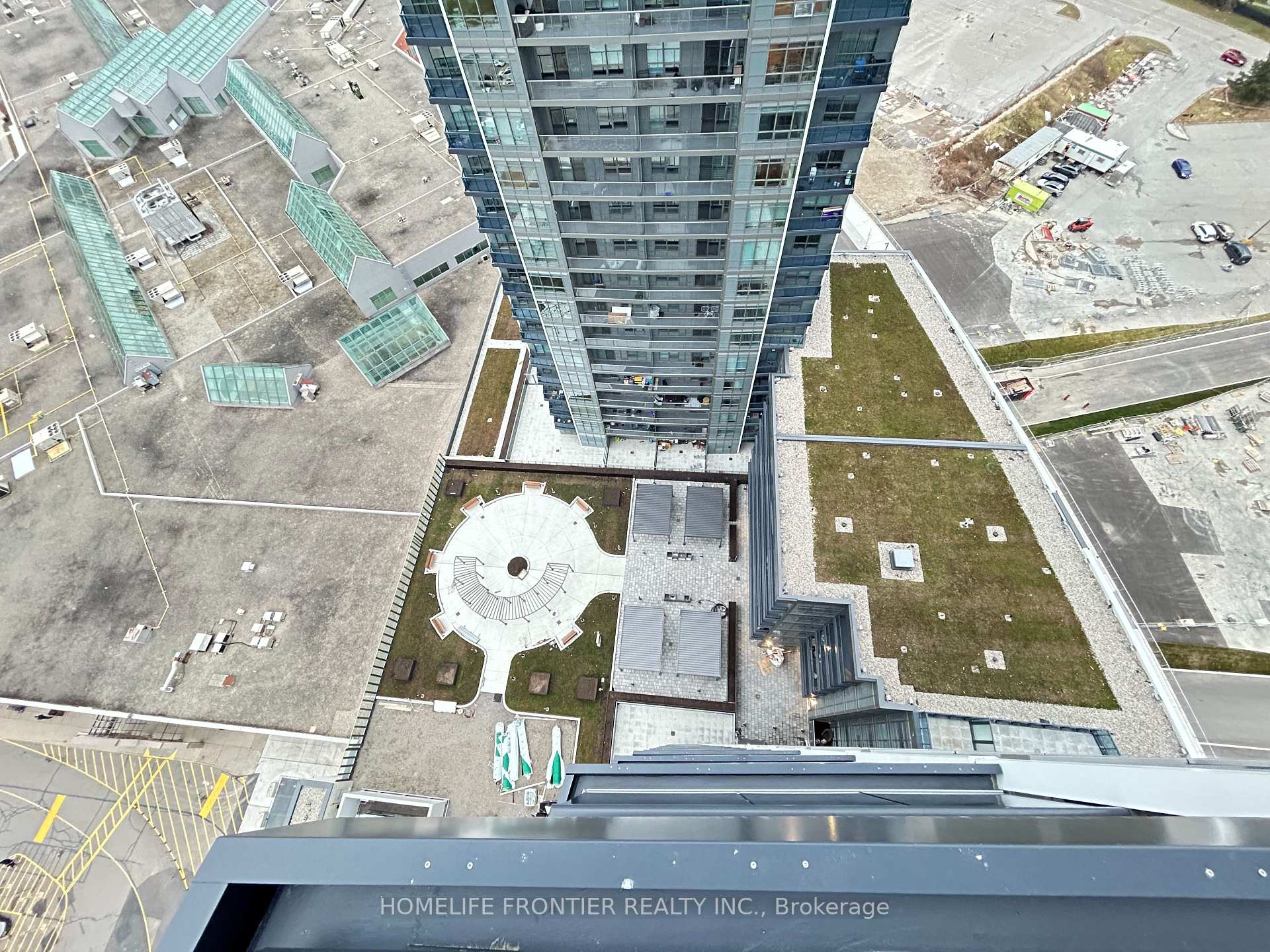 Photo 28 of Unit 2107A, 30 Upper Mall Way, Vaughan, Brownridge — HOMEH