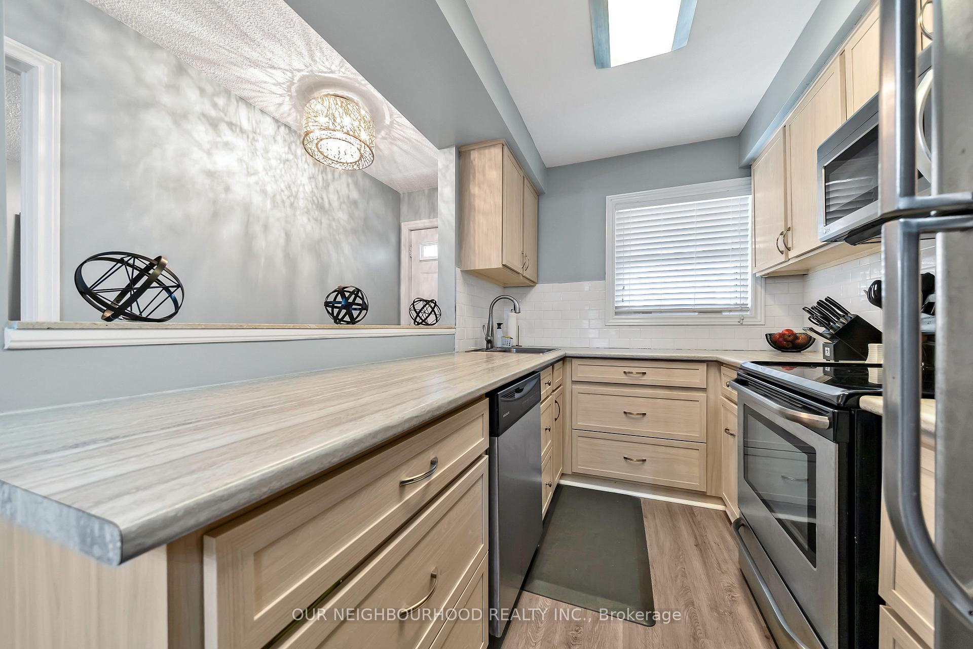 Photo 24 of Unit B10, 1653 Nash Road E, Clarington, Courtice — HOMEH